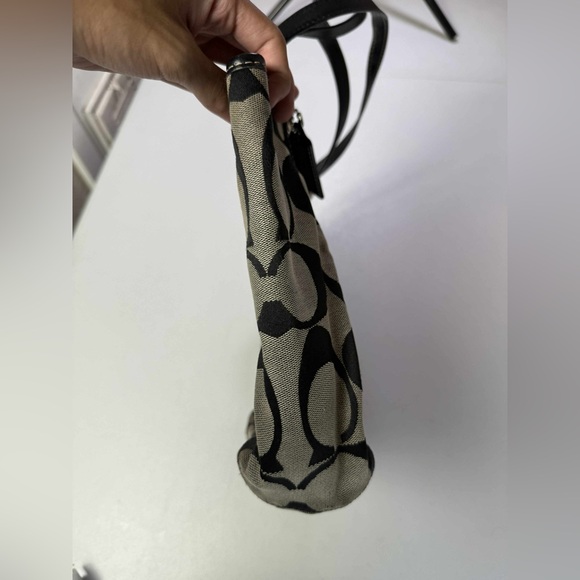 Coach shoulder bag- black and gray - Picture 16 of 16